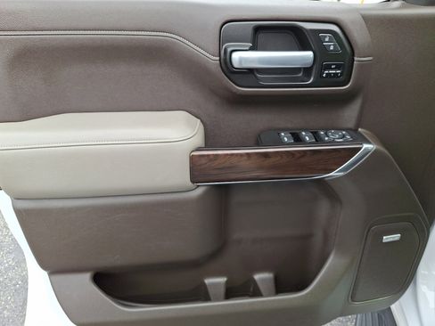 Used 2020 GMC Sierra 1500 SLT w/ SLT Premium Plus Package image 13