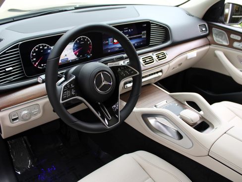 New 2025 Mercedes-Benz GLE 350 4MATIC image 5