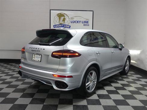 Used 2017 Porsche Cayenne GTS image 10