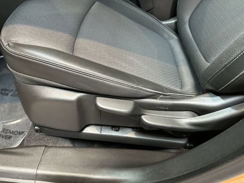 Certified 2024 Buick Encore GX Preferred FWD image 17