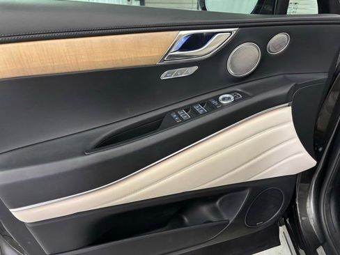 Used 2024 Genesis GV80 3.5T w/ Advanced Package image 11