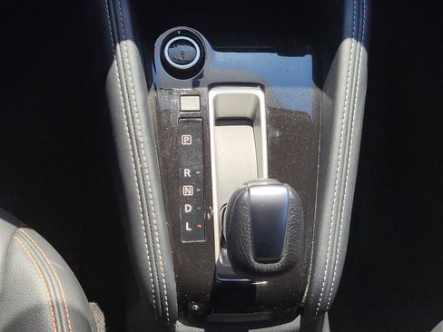 Used 2019 Nissan Kicks SR w/ SR Premium Package FWD image 29