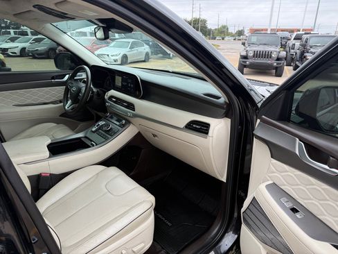 Used 2020 Hyundai Palisade Limited image 5