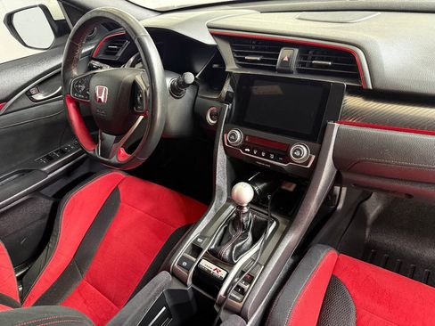 Used 2018 Honda Civic Type R image 19