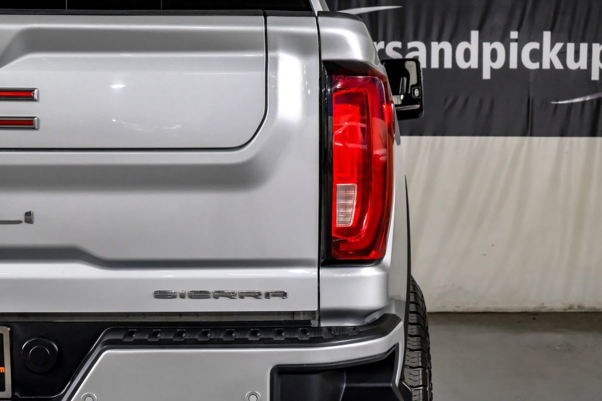 Used 2021 GMC Sierra 2500 Denali w/ Denali Ultimate Package AWD/4WD image 42
