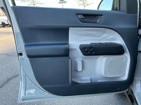 Certified 2022 Ford Maverick XLT image 16