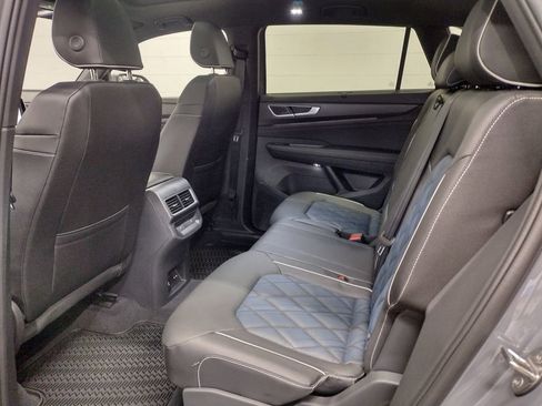 New 2026 Volkswagen Atlas Cross Sport SEL Premium R-Line image 27
