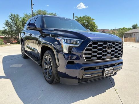 Used 2026 Toyota Sequoia Platinum AWD/4WD image 1