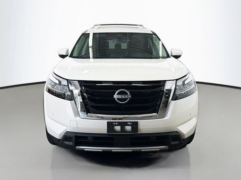 Used 2023 Nissan Pathfinder SL w/ SL Premium Package AWD/4WD image 2