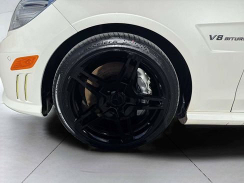 Used 2012 Mercedes-Benz E 63 AMG Sedan image 60