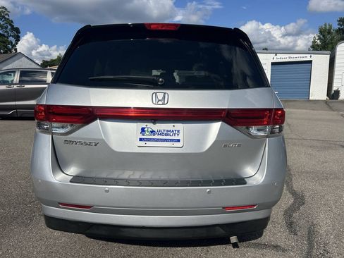 Used 2015 Honda Odyssey Touring Elite image 17
