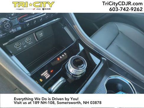 New 2025 Jeep Grand Cherokee Limited image 23