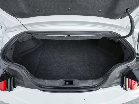 Used 2024 Ford Mustang EcoBoost image 41