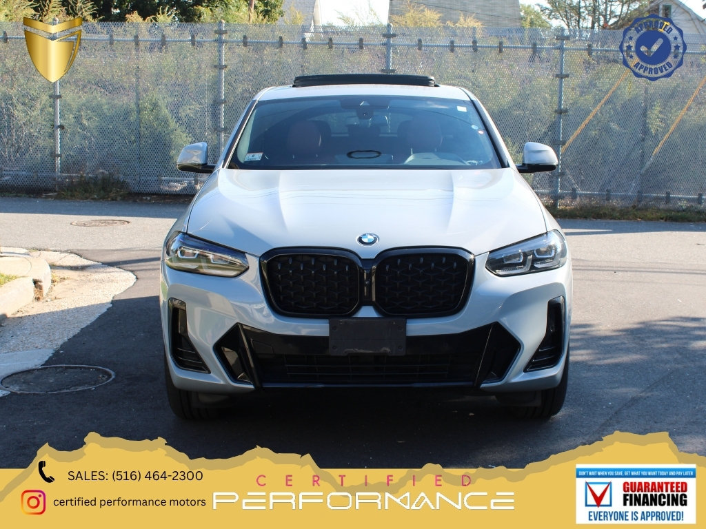 Used 2023 BMW X4 xDrive30i AWD/4WD image 1