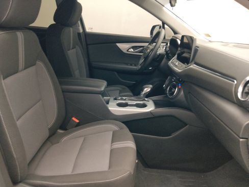 Used 2024 Chevrolet Blazer LT FWD image 21