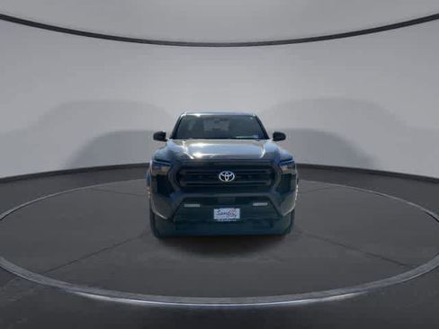 Certified 2025 Toyota Tacoma SR5 image 3