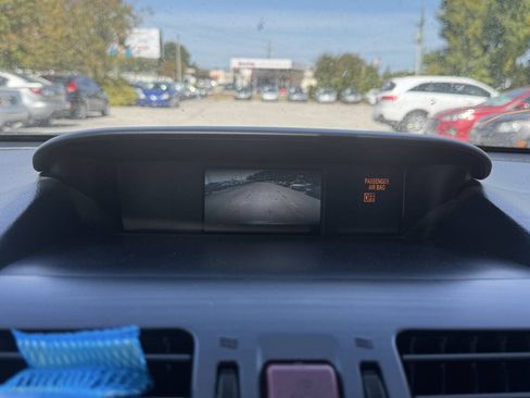Used 2015 Subaru Forester 2.5i Premium w/ All-Weather Package AWD/4WD image 17