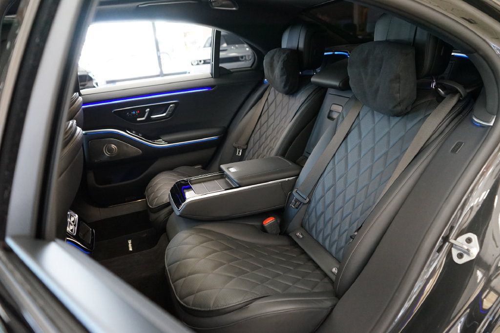 Used 2023 Mercedes-Benz S 580e 4MATIC Sedan image 60
