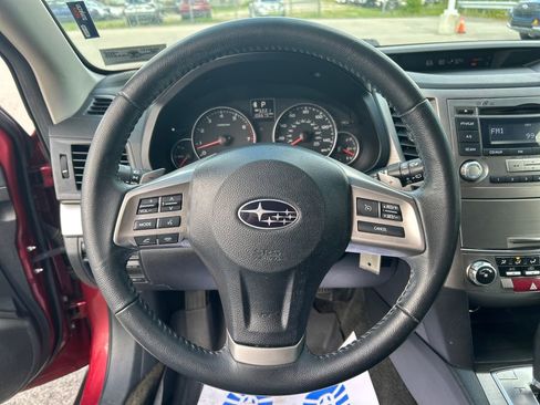 Used 2013 Subaru Outback 2.5i Premium w/ All-Weather Pkg image 32