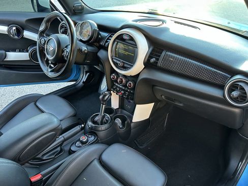 Used 2015 MINI Cooper S image 16