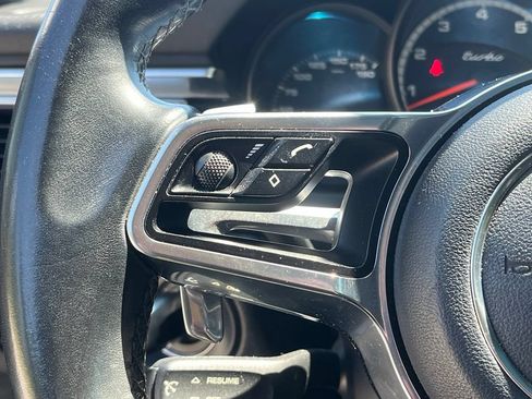 Used 2016 Porsche Macan Turbo AWD/4WD image 32