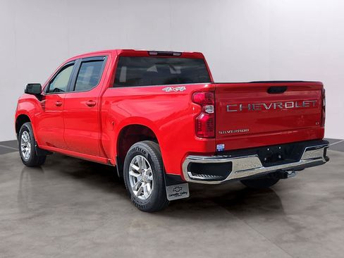 Used 2022 Chevrolet Silverado 1500 LT AWD/4WD image 6