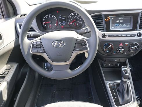 Used 2021 Hyundai Accent SE FWD image 20