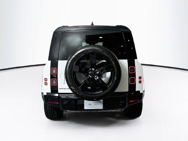New 2026 Land Rover Defender 110 X-Dynamic SE AWD/4WD image 6