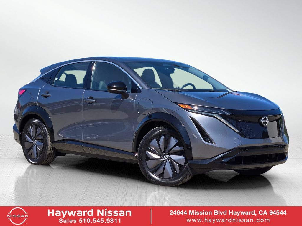 Used 2023 Nissan Ariya FWD image 1