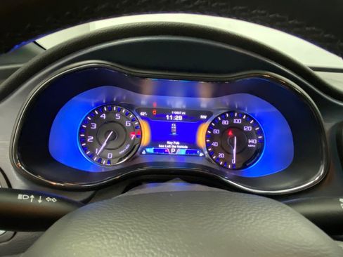 Used 2016 Chrysler 200 S w/ Comfort Group image 33