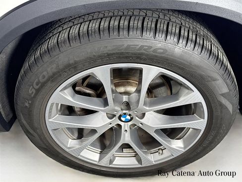 Used 2024 BMW X5 xDrive40i w/ Parking Assistance Package AWD/4WD image 32