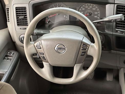 Used 2019 Nissan NV 2500 SV RWD image 19