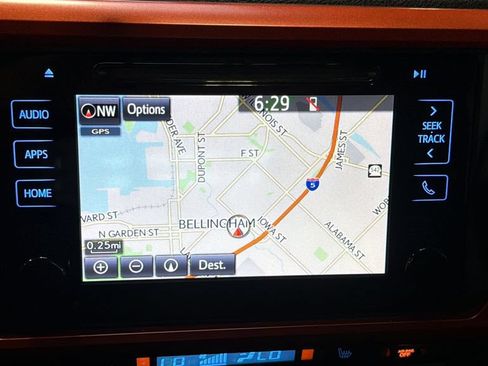 Used 2016 Toyota Tacoma SR5 AWD/4WD image 24