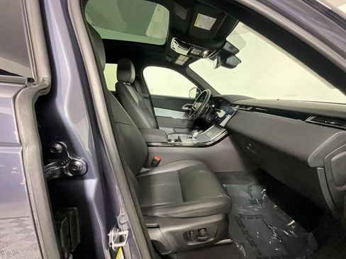 Certified 2025 Land Rover Range Rover Velar S image 21