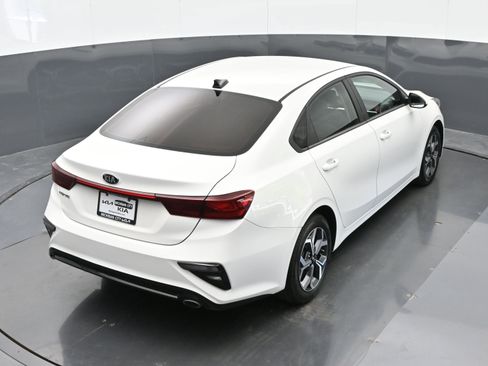 Used 2020 Kia Forte LXS FWD image 31