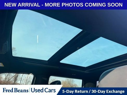 Used 2018 Ford F150 Platinum w/ Equipment Group 701A Luxury image 13