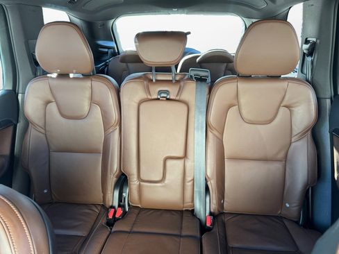 Used 2024 Volvo XC90 B6 Ultimate w/ Protection Package Premier image 15