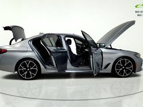Used 2023 BMW 530i w/ M Sport Package RWD image 20