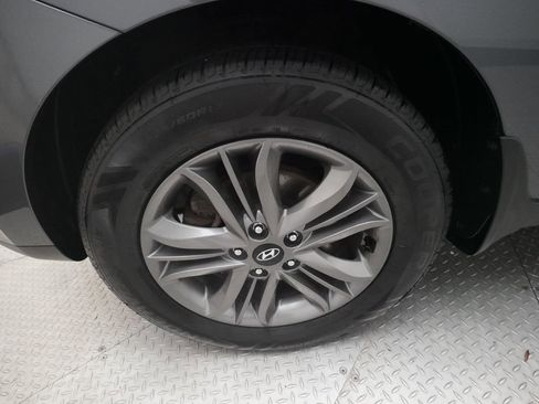 Used 2015 Hyundai Tucson SE AWD/4WD image 28