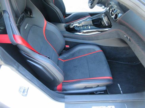 Used 2021 Mercedes-Benz AMG GT C image 25