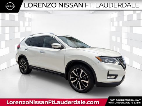 Used 2017 Nissan Rogue SL w/ SL Premium Package AWD/4WD image 1