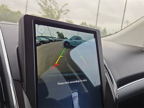 Used 2021 Ford Edge Titanium image 13