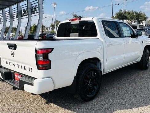 New 2026 Nissan Frontier SV w/ Tow Package image 12