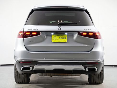 Used 2024 Mercedes-Benz GLS 450 4MATIC image 11