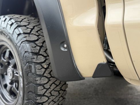 Used 2017 Toyota Tundra Limited w/ Limited Premium Package image 41