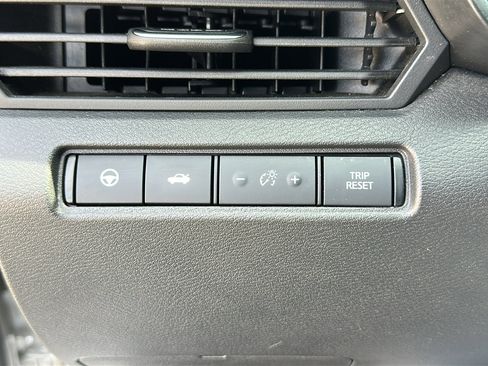 Certified 2019 Nissan Altima 2.5 SV image 16