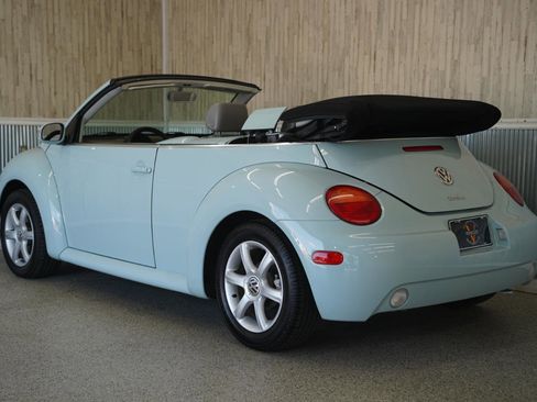 Used 2004 Volkswagen Beetle GLS FWD image 14