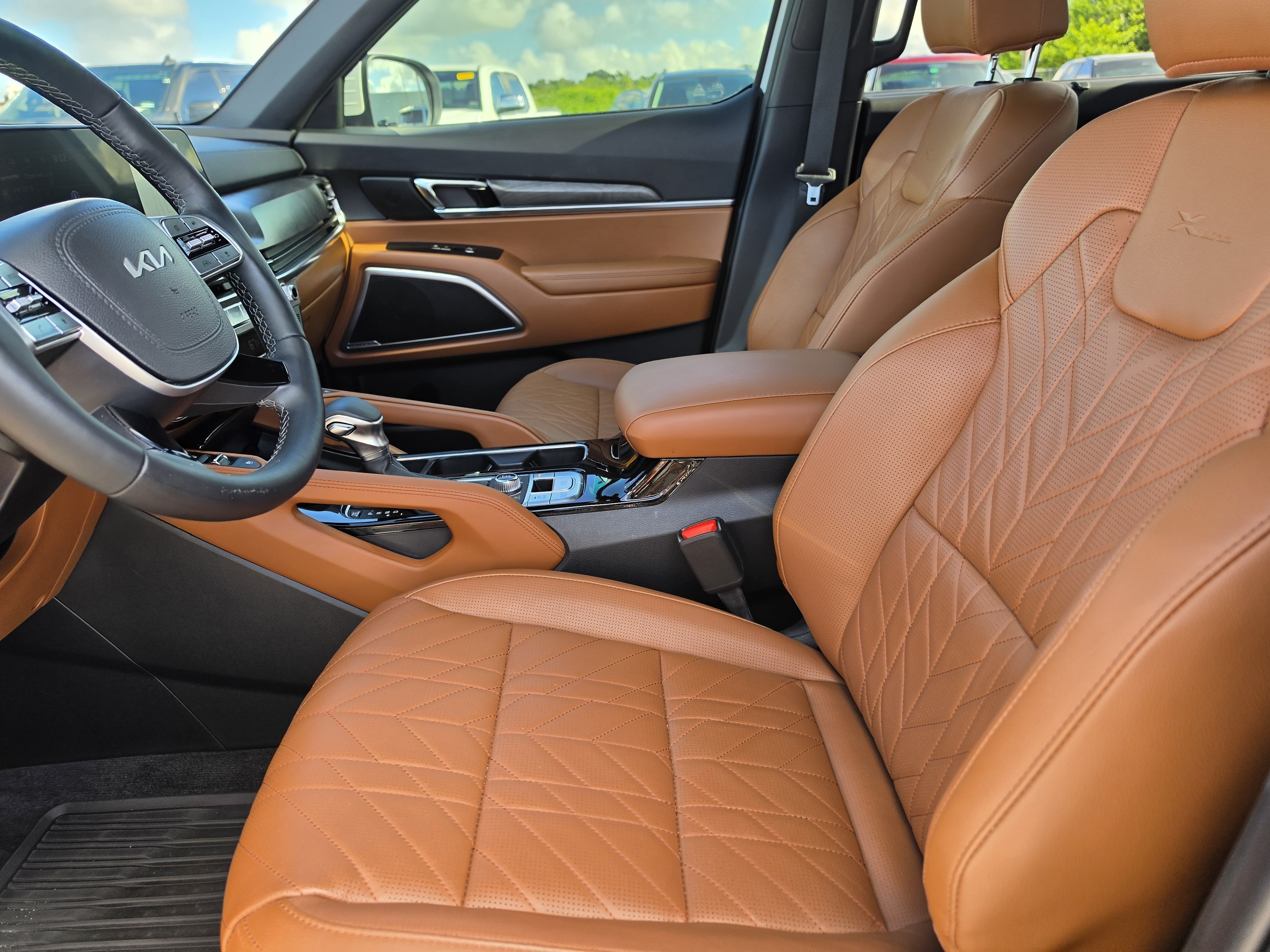 Used 2025 Kia Telluride EX X-Line AWD/4WD image 16