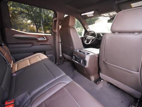 Used 2023 GMC Sierra 1500 Denali AWD/4WD image 28