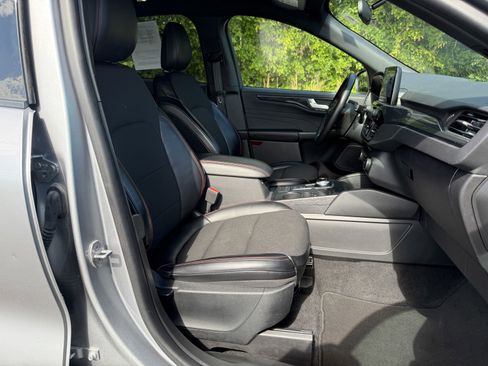 Used 2024 Ford Escape ST-Line AWD/4WD image 16